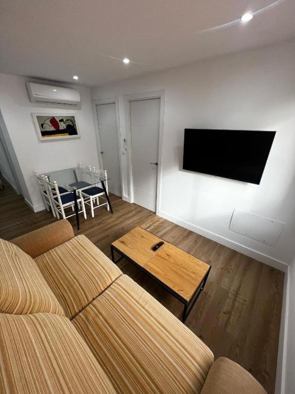 Premium Living Malaga Train Station Apartment Exterior photo